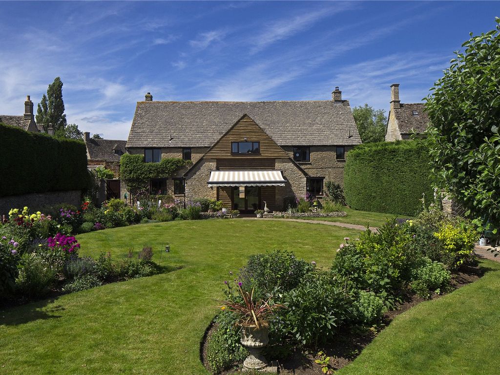 4 bed detached house for sale in Bampton Road, Clanfield, Bampton