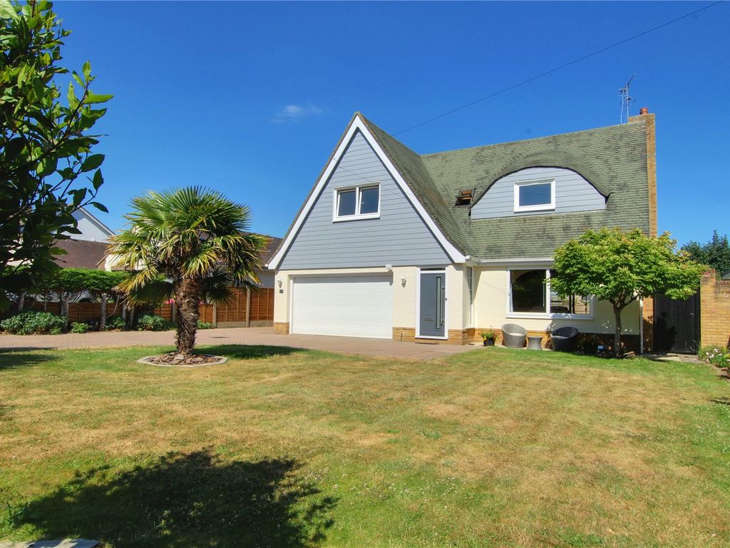 3 bed detached house for sale in Ferringham Lane, Ferring, Worthing
