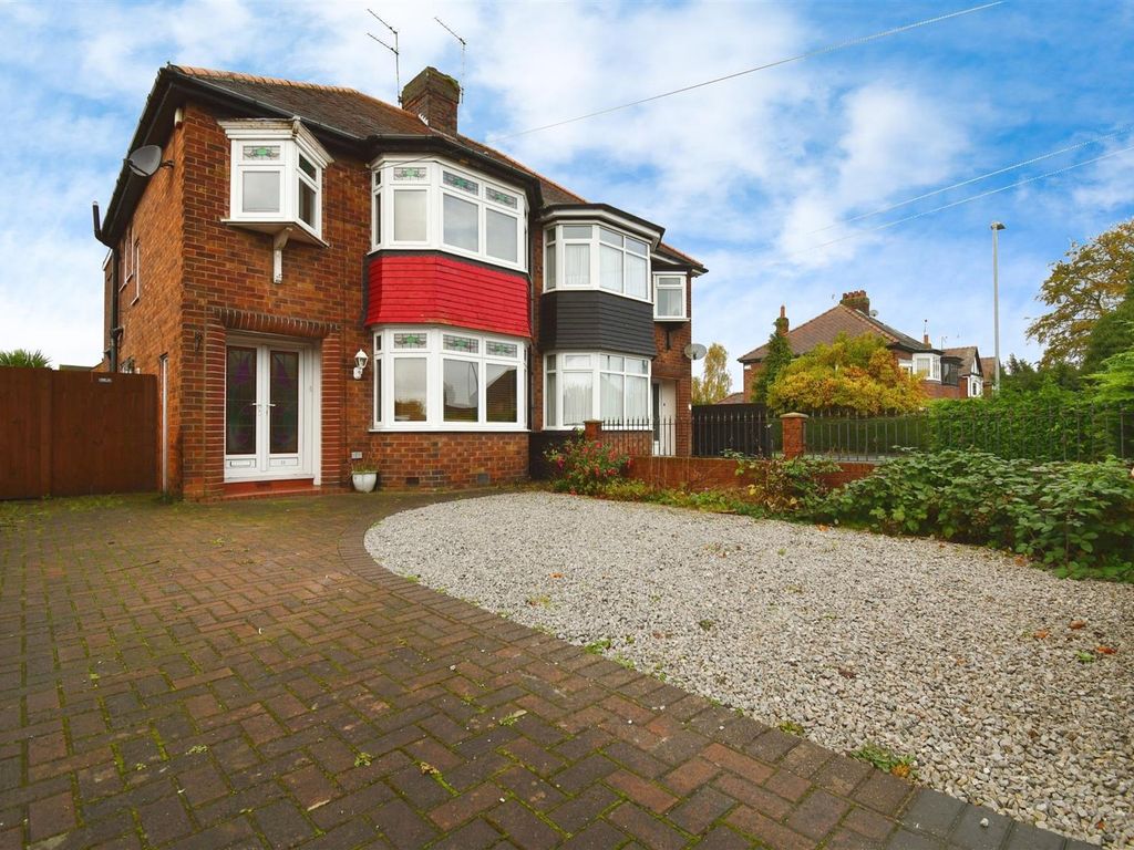 3 bed semidetached house for sale in Lowfield Road, Anlaby, Hull HU10