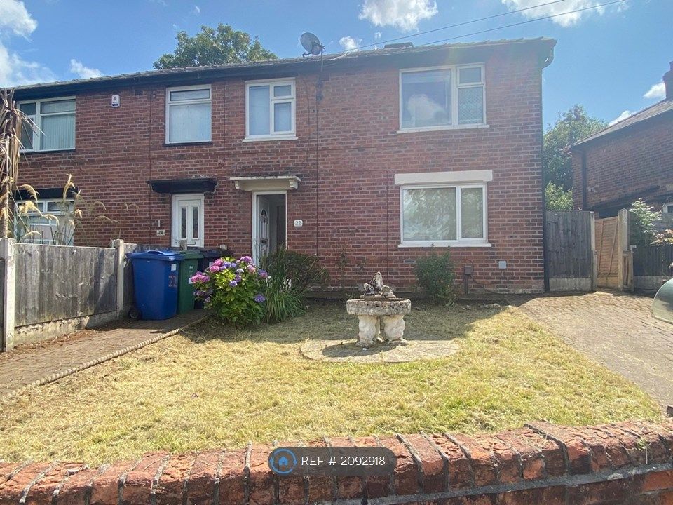 3 bed semidetached house to rent in Ringwood Avenue, Radcliffe