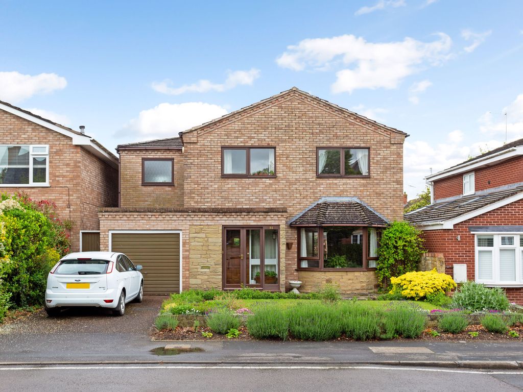 4 bed detached house for sale in Rushbrook Road, StratfordUponAvon