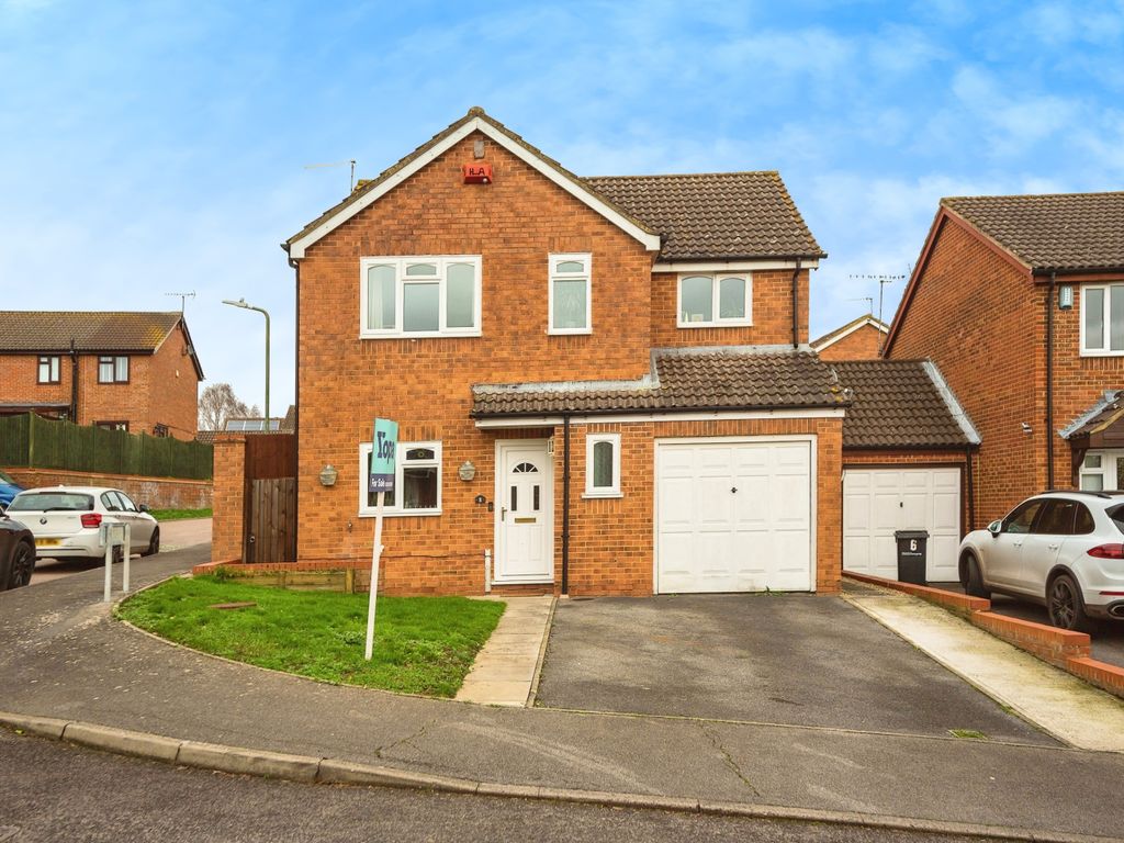 4 bed detached house for sale in Meadowdown, Weavering, Maidstone ME14