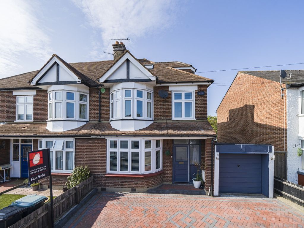 5 bed semidetached house for sale in Portland Avenue, Gravesend DA12