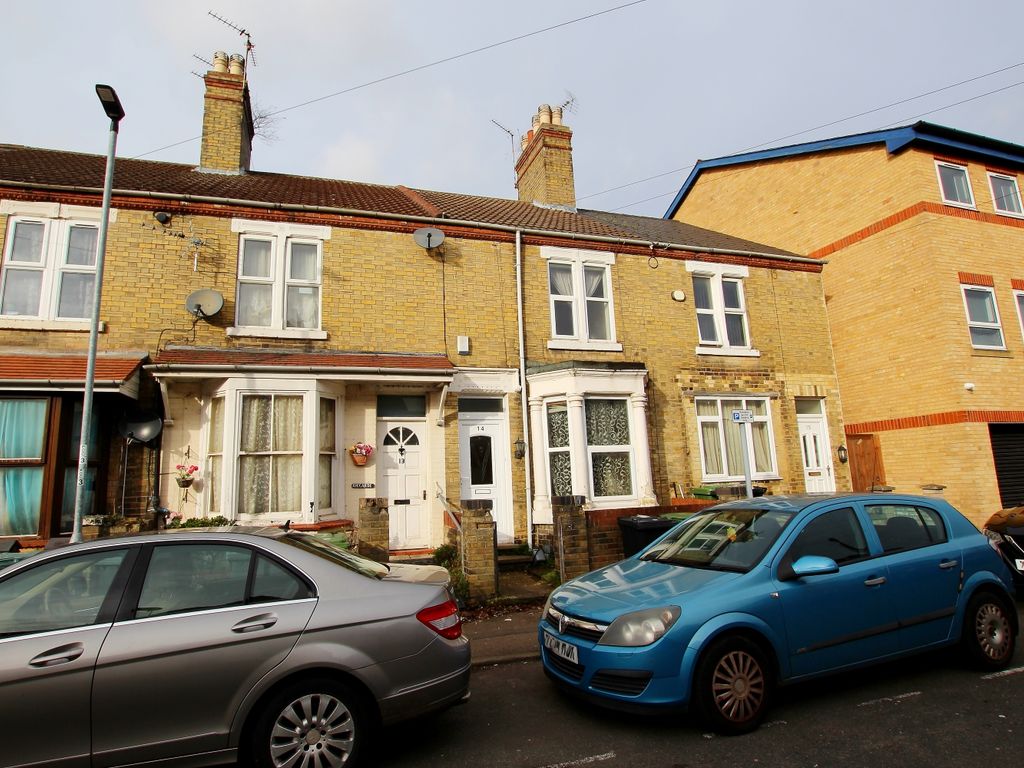 3 bed terraced house for sale in St. Marks Street, Peterborough PE1, £