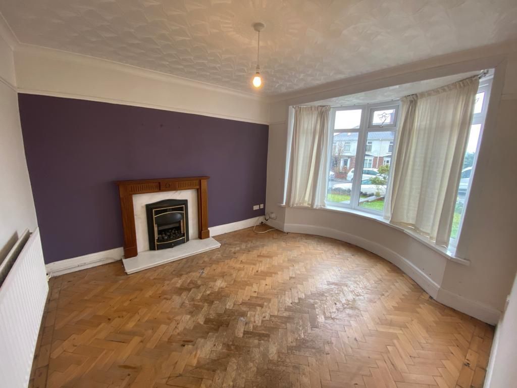 3 bed semidetached house to rent in Crymlyn Road, Skewen, Neath SA10