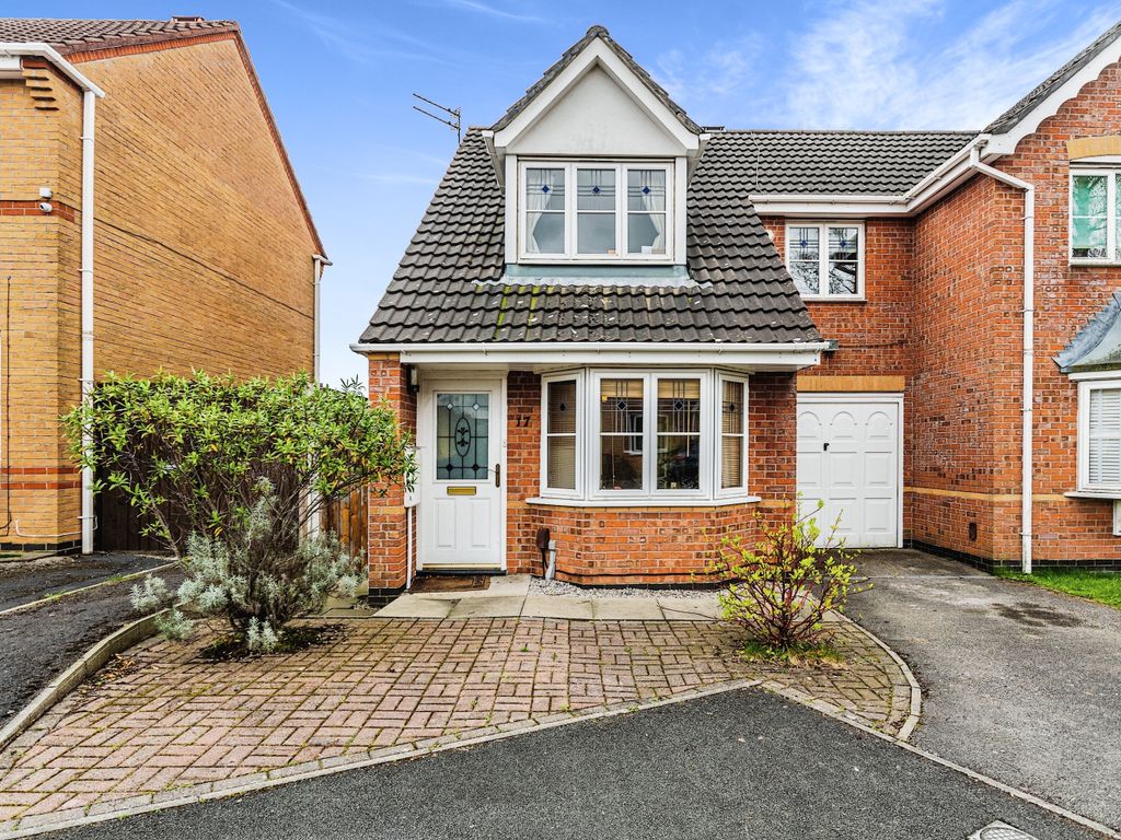 3 bed semidetached house for sale in Chedworth Drive, Manchester M23