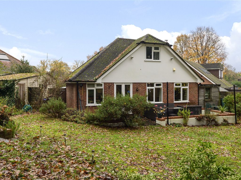 Westerfolds Close, Woking GU22