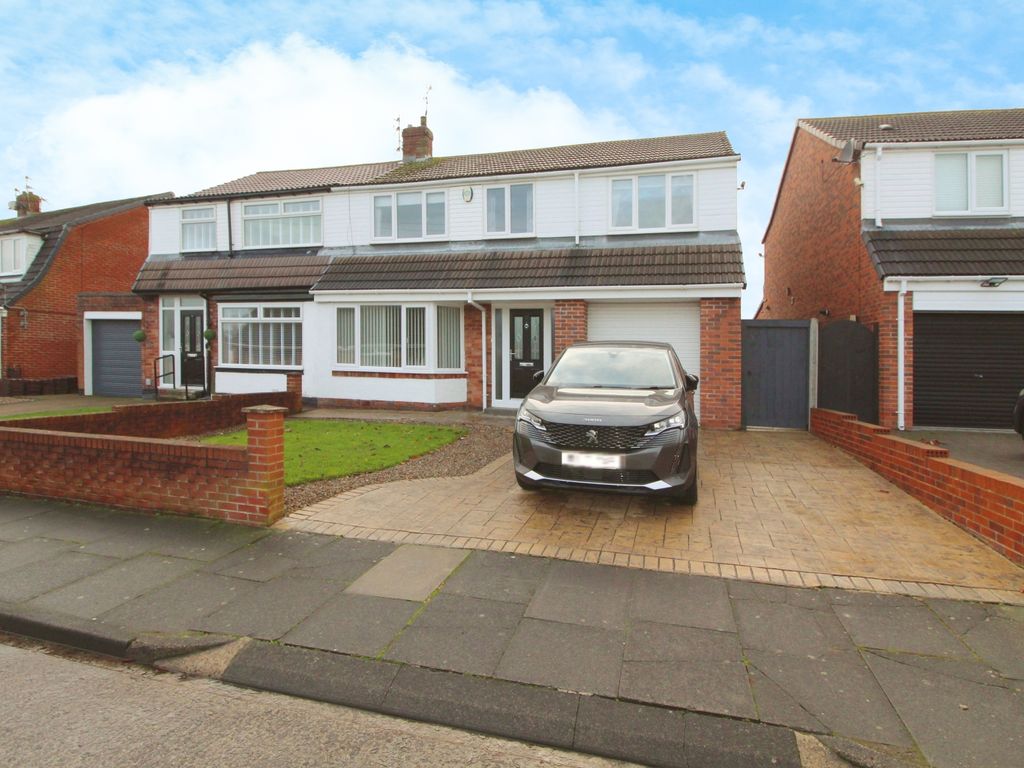 4 bed semidetached house for sale in Kingsdale Avenue, Blyth NE24, £