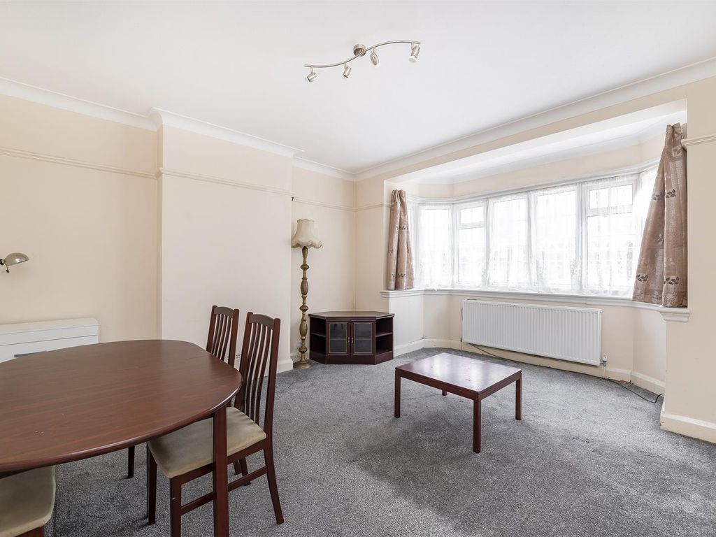 4 bed detached house to rent in Culmington Road, Ealing W13 Zoopla