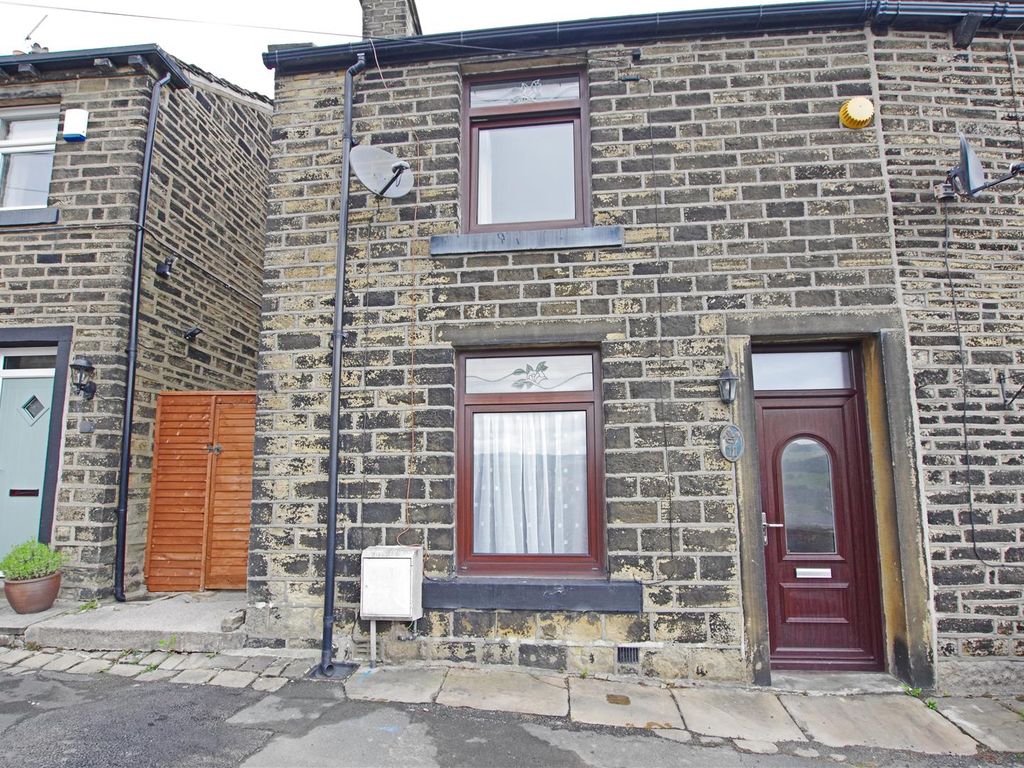 2 bed terraced house for sale in Cross Hill, Greetland, Halifax HX4