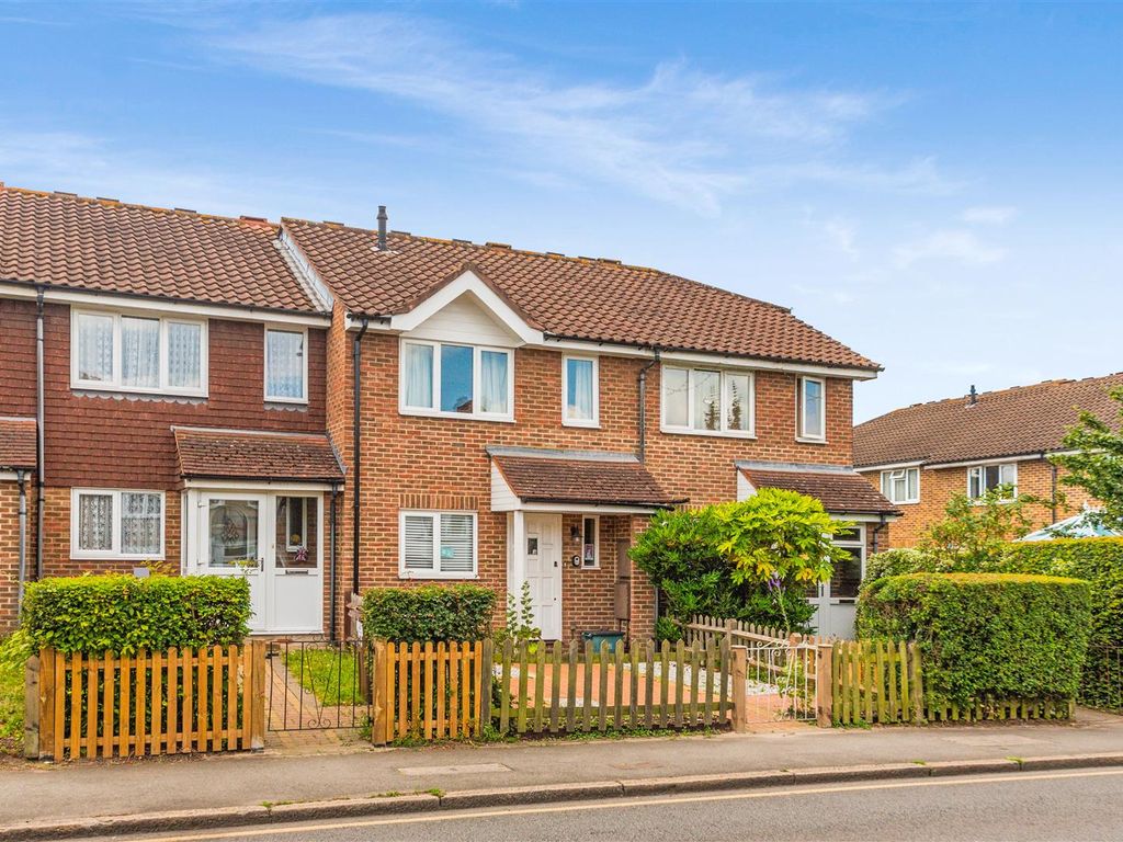 2 bed property for sale in Malden Road, Cheam, Sutton SM3, £425,000