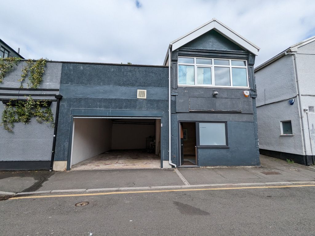 Parking/garage for sale in Catherine Street, Swansea SA1, £40,000 Zoopla