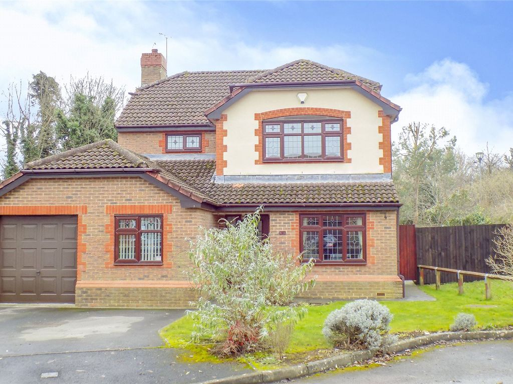 4 bed detached house for sale in Viking Close, Swindon SN25 Zoopla