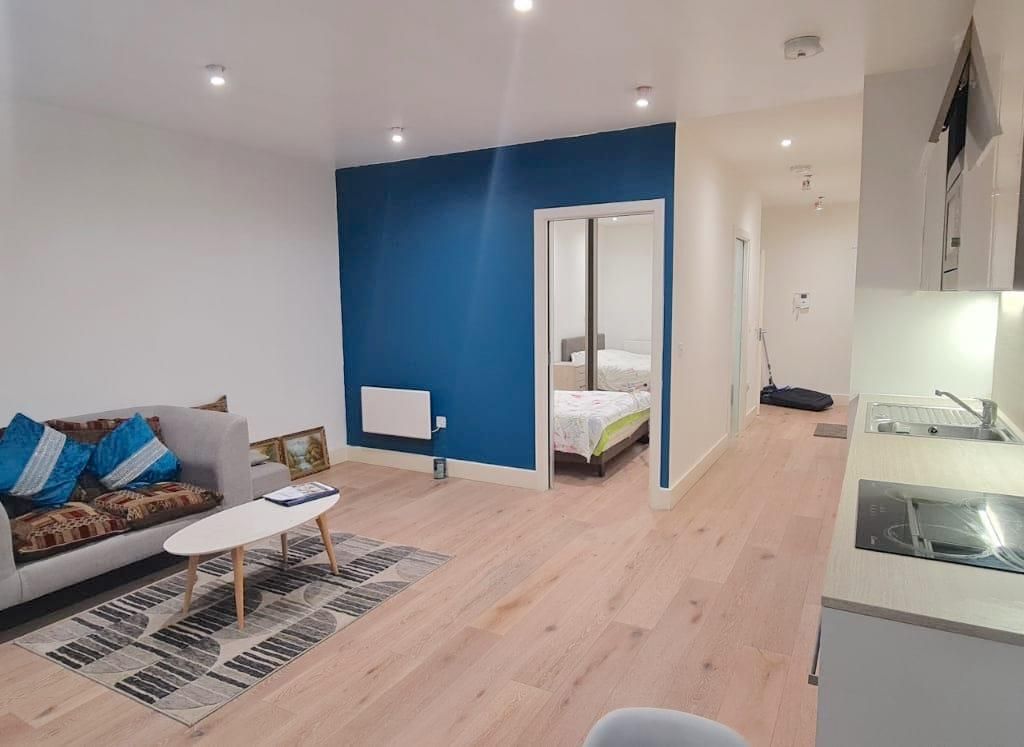 1 bed flat to rent in Mondial Way, Harlington, Hayes UB3 Zoopla