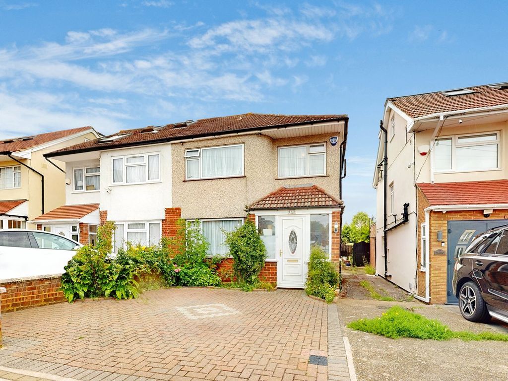 3 bed semidetached house for sale in Uppingham Avenue, Stanmore HA7