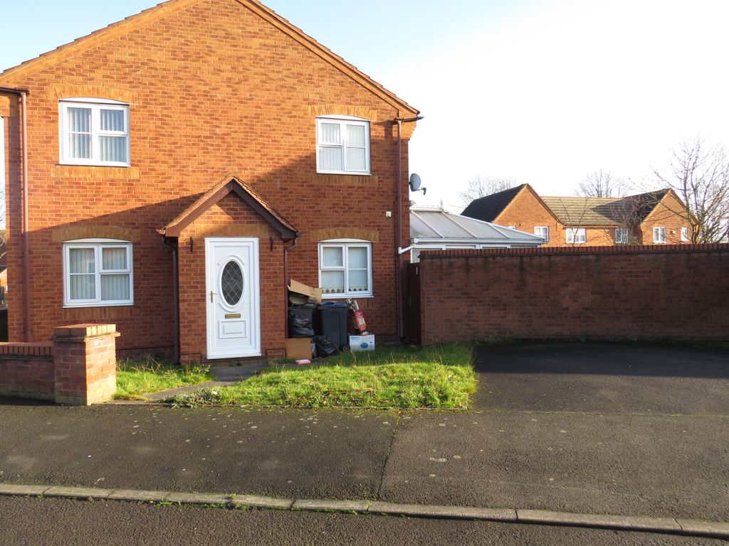 2 bed semidetached house to rent in Springslade Drive, Erdington