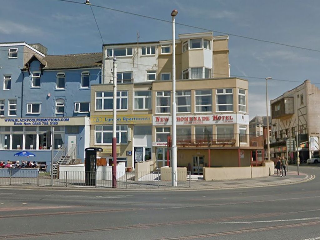 1 bed flat for sale in 227, Lynton Apartments, Flat 8, Blackpool