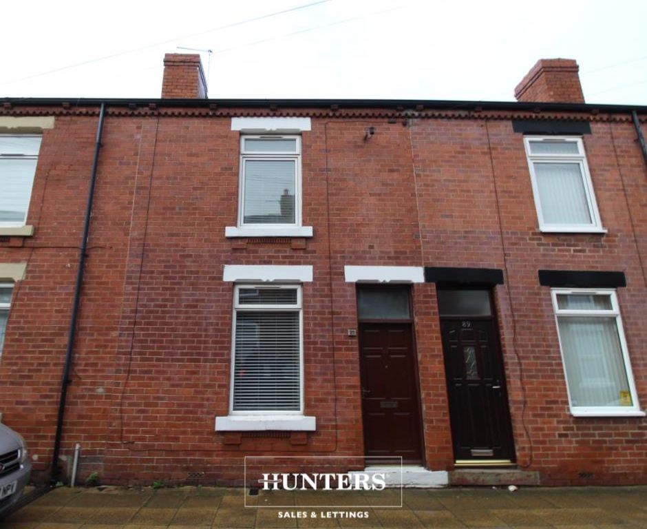 2 bed terraced house to rent in Glebe Street, Castleford, West