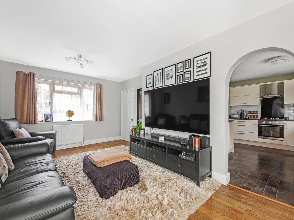 3 bed end terrace house for sale in Headley Drive, New Addington