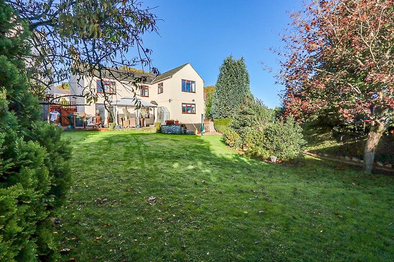 3 bed detached house for sale in Parkend Road, Bream, Lydney