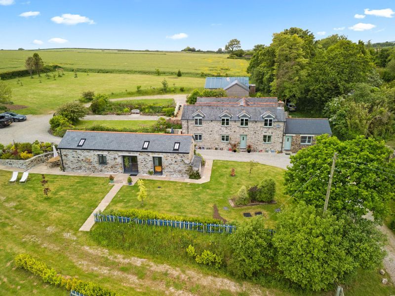7 bed detached house for sale in East Taphouse, Liskeard PL14, £