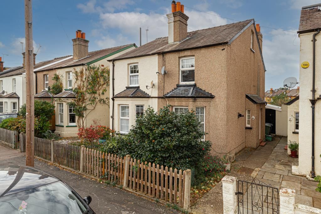 3 bed semidetached house for sale in Miles Road, Epsom KT19 Zoopla