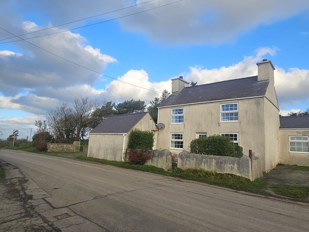 3 bed detached house to rent in Maes Y Groes, Nebo LL68, £975 pcm Zoopla