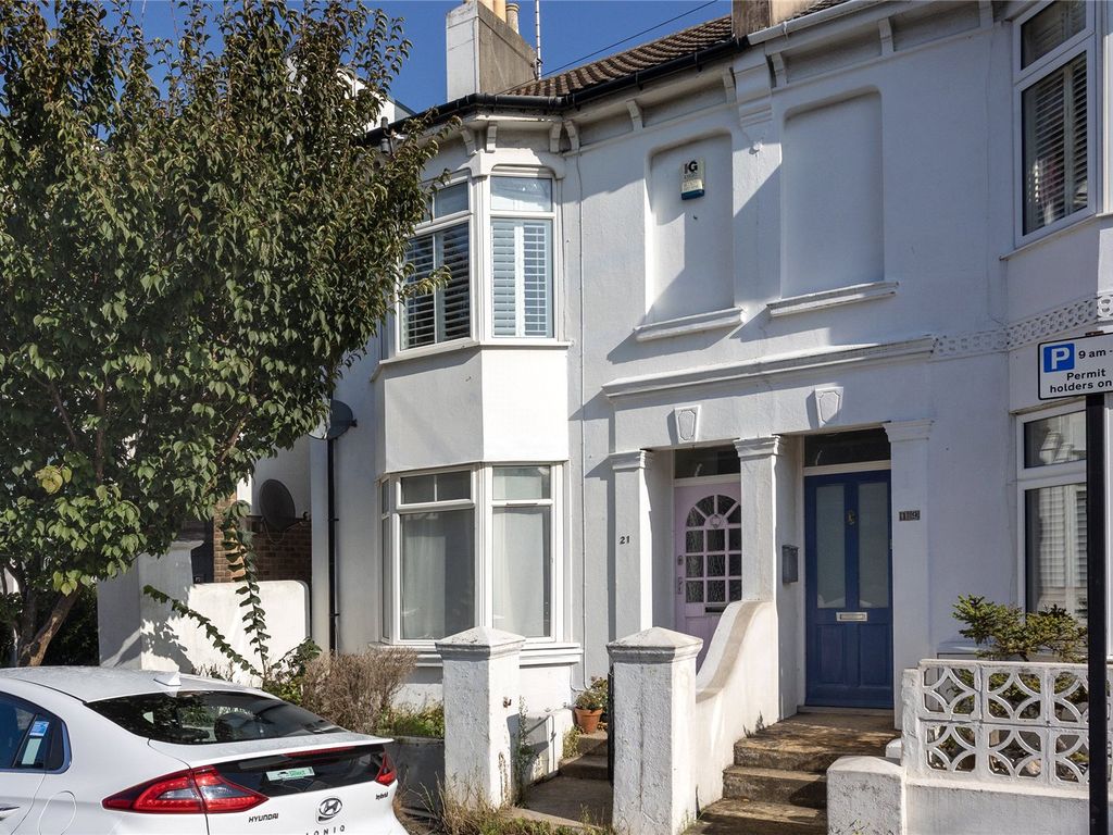 2 bed end terrace house for sale in Coleridge Street, Hove, East Sussex