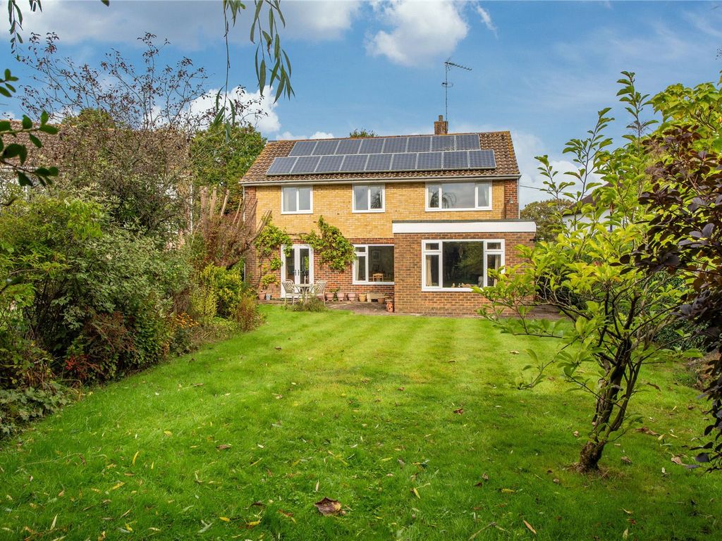 4 bed detached house for sale in Parkgate Road, Newdigate, Dorking