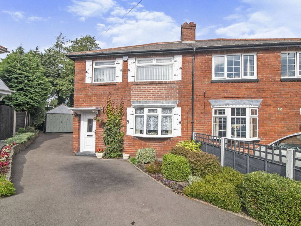 4 bed semidetached house for sale in Penn Road, Rowley Regis B65 Zoopla