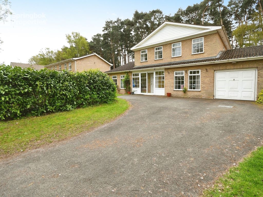 5 bed detached house for sale in Grosvenor Avenue, Lincoln