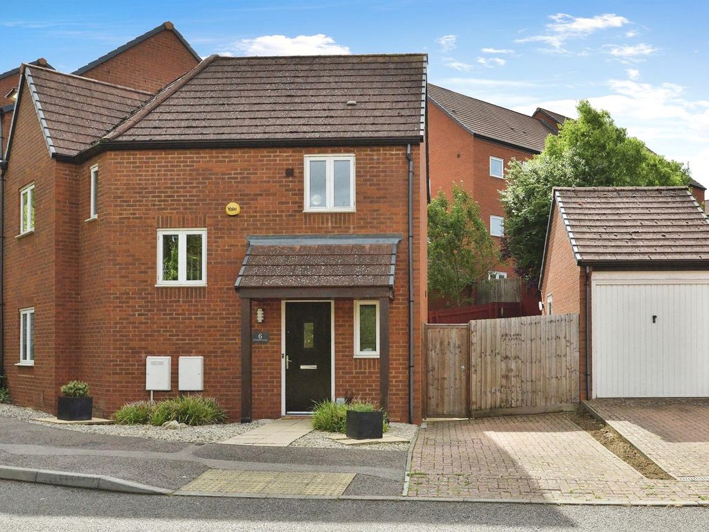 3 bed end terrace house for sale in Townlands Crescent, Wolverton Mill