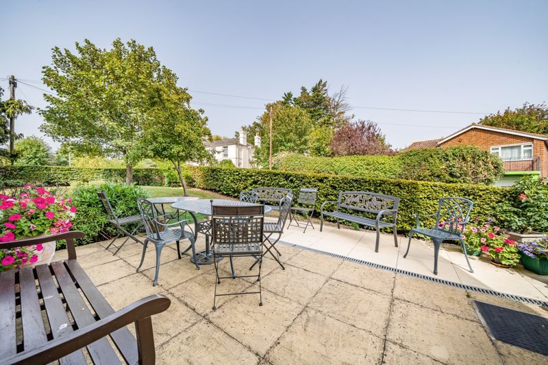 1 bed flat for sale in Nelson Court, Gravesend DA12, £120,000 Zoopla