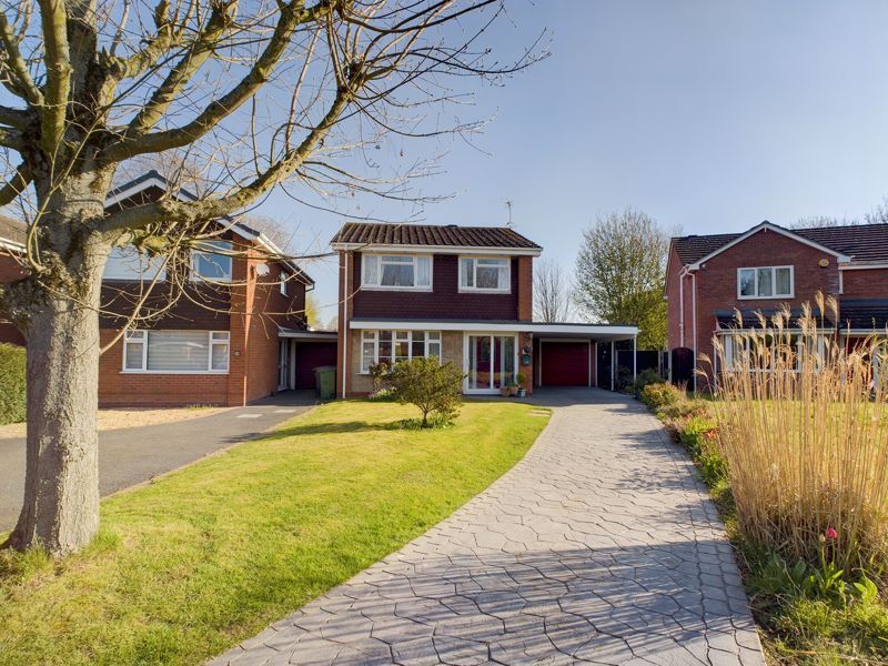 4 bed detached house for sale in Mulberry Close, Church Aston, Newport