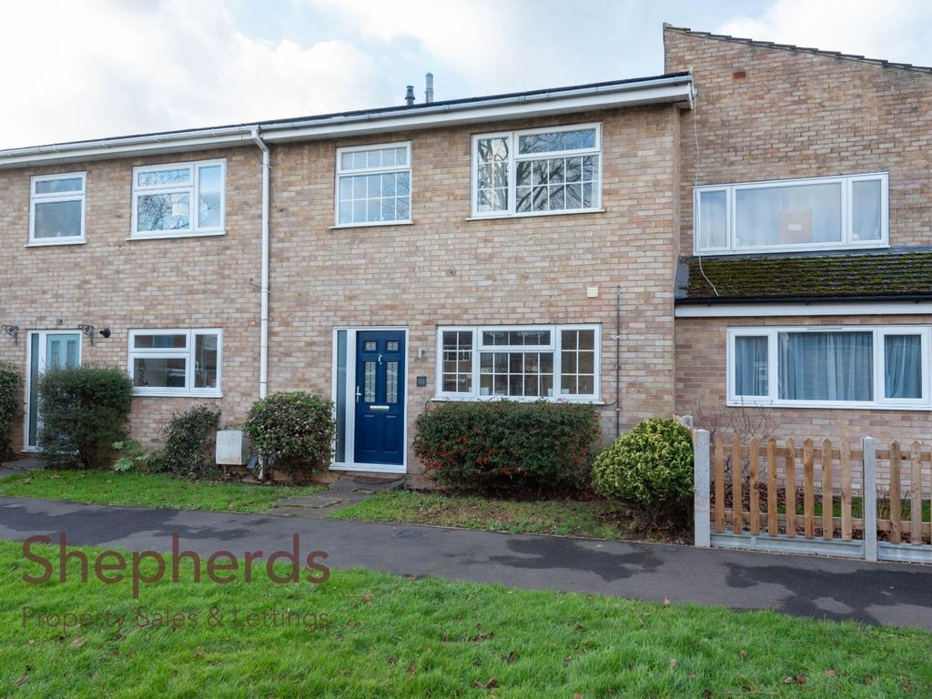 3 bed terraced house for sale in Clyfton Close, Broxbourne EN10, £