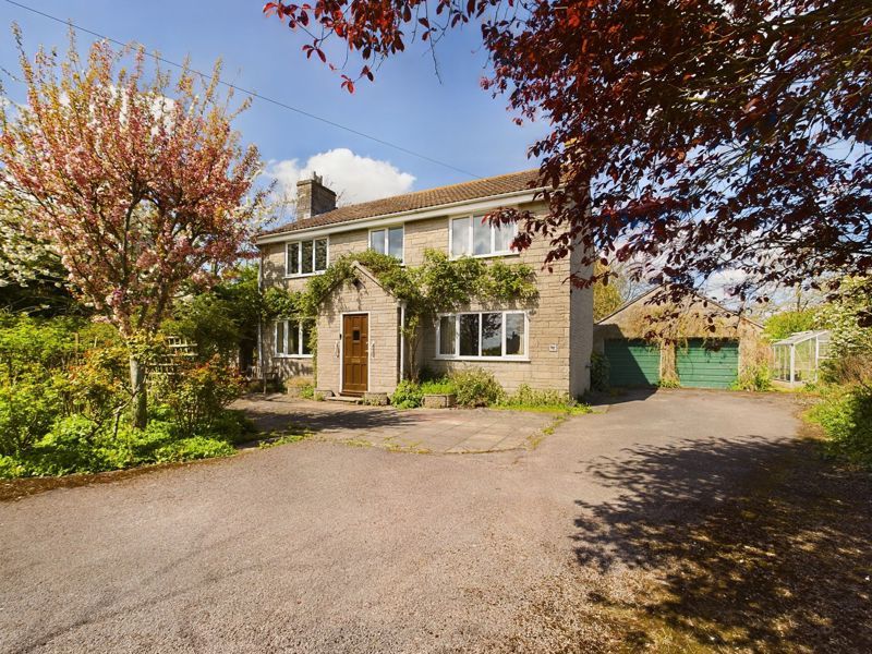 4 bed detached house for sale in Hayes Lane, Compton Dundon, Somerton