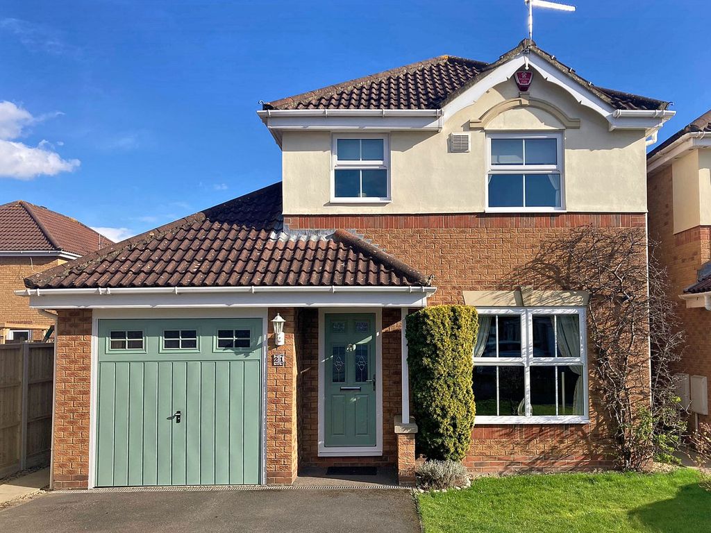3 bed detached house for sale in Cranmoor Green, Pilning, South