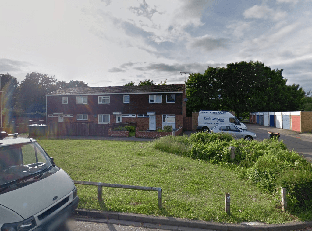 5 bed town house to rent in Chelsea Gardens, Houghton Regis, Dunstable