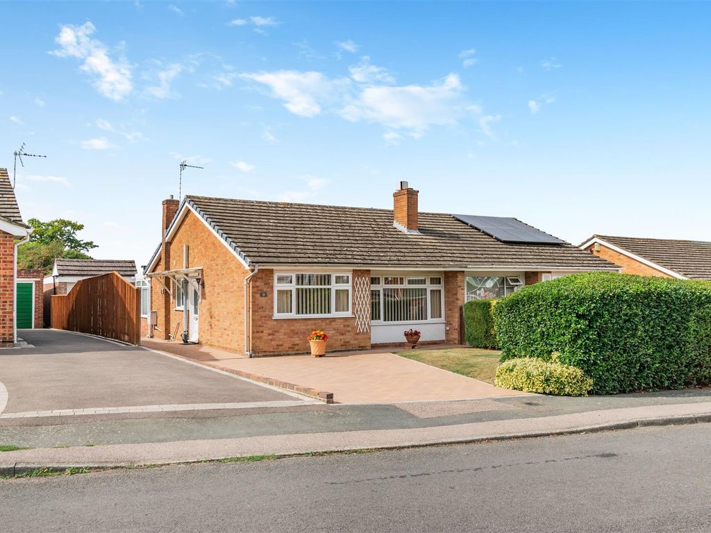 2 bed bungalow for sale in Richmond Way, Maidstone ME15, £400,000 Zoopla