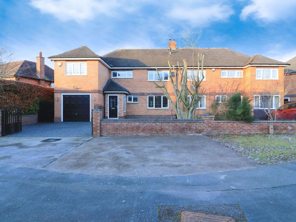 4 bed semidetached house for sale in The Broadway, Nantwich CW5, £525,000 Zoopla