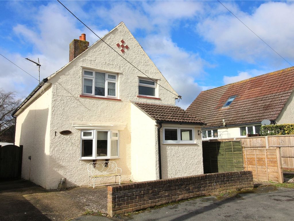 3 bed detached house for sale in Peckham Avenue, New Milton, Hampshire