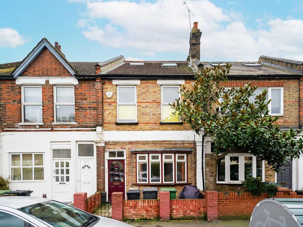 1 bed flat to rent in Coppermill Lane, London E17, £1,450 pcm Zoopla