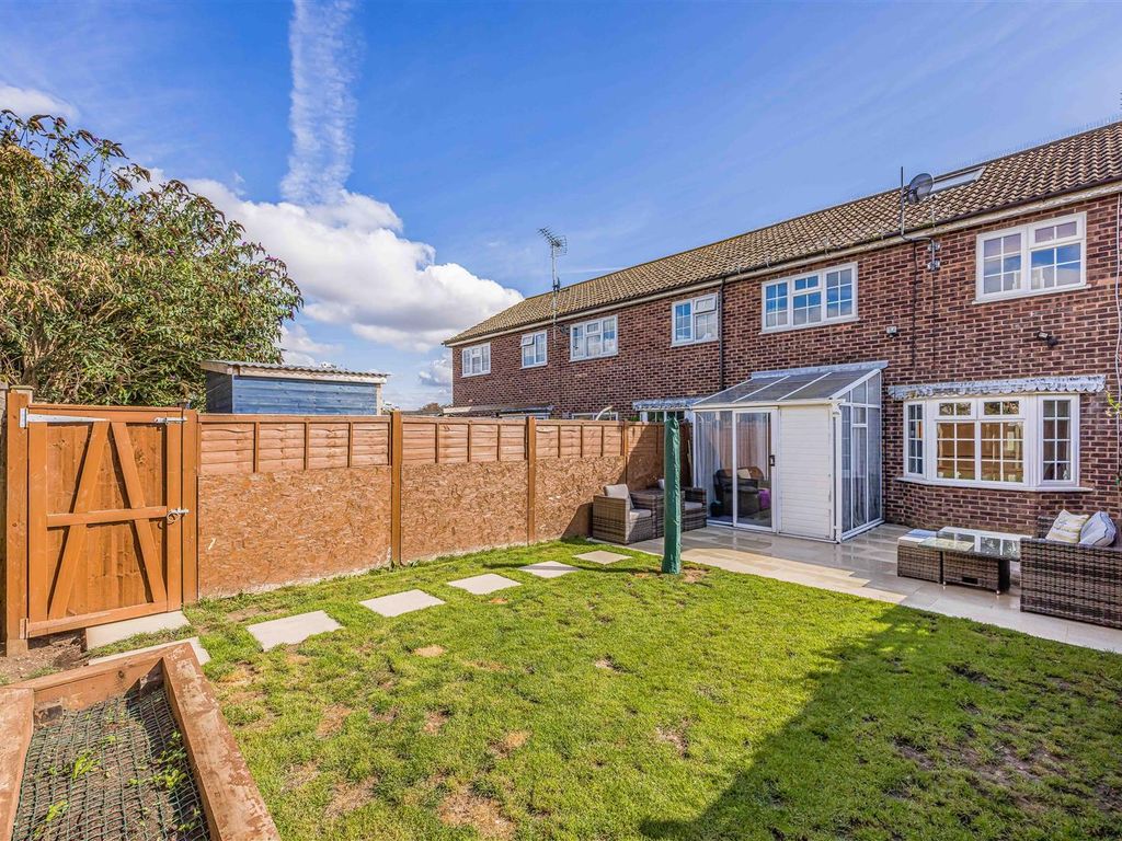 4 bed terraced house for sale in Binsted Avenue, Felpham, Bognor Regis