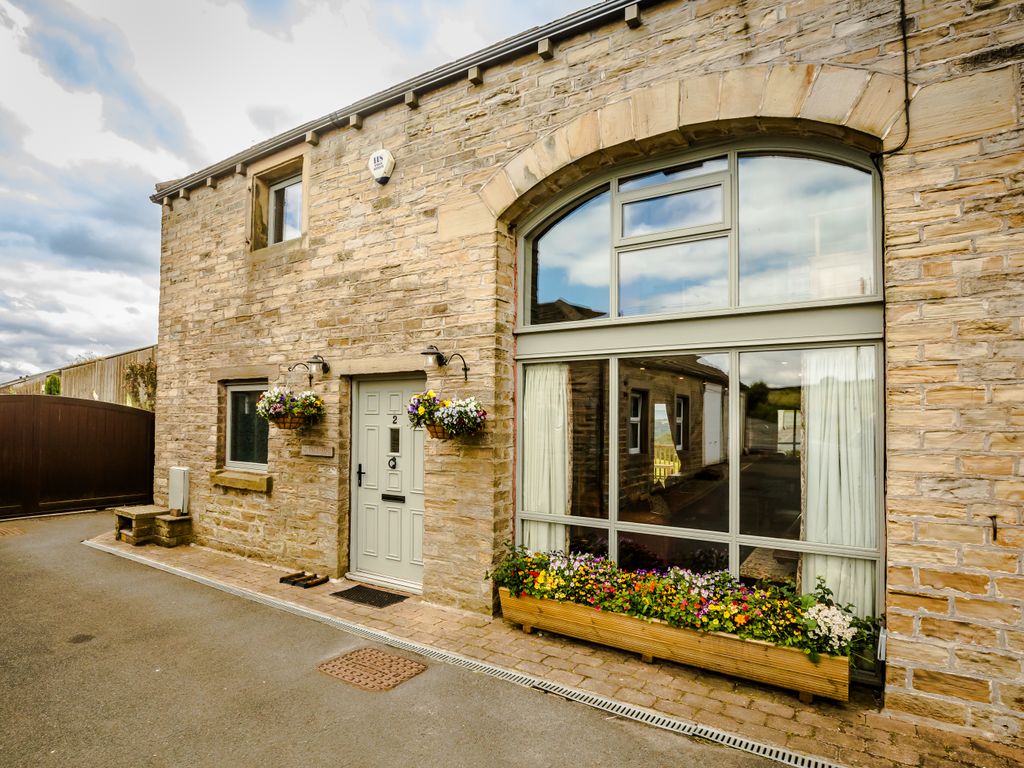 4 bed barn conversion for sale in Paul Lane, Flockton Moor, Wakefield