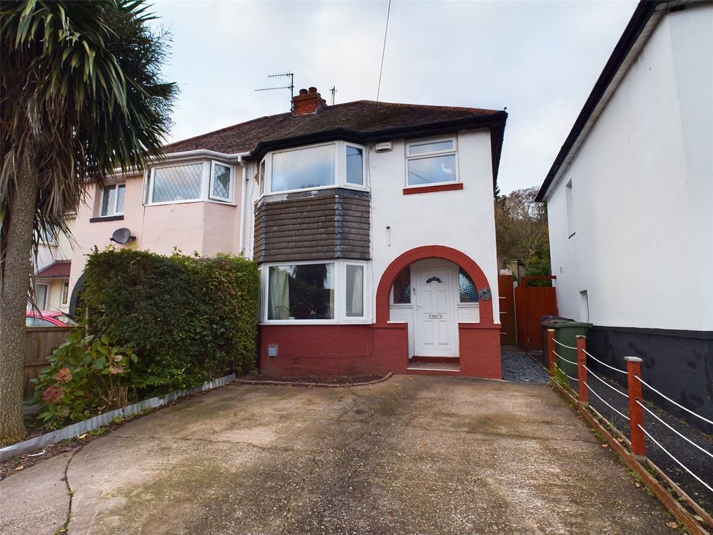 3 bed semidetached house for sale in Tolladine Road, Worcester