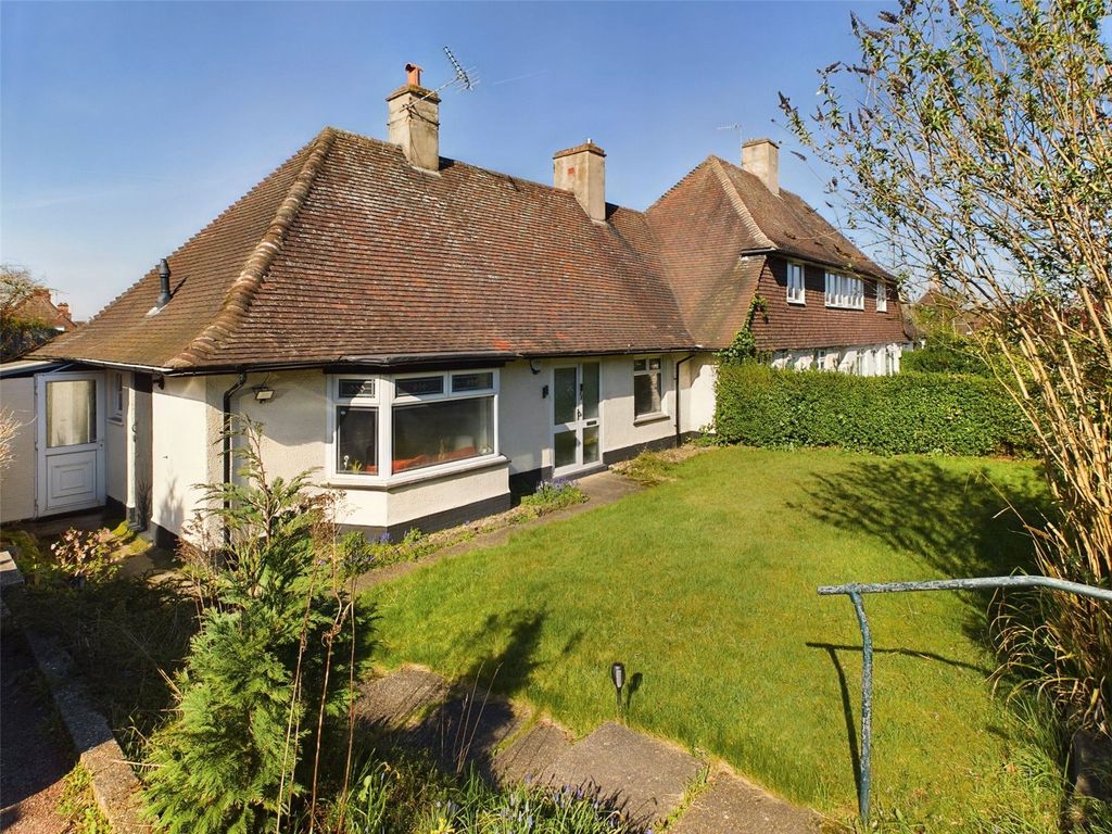 2 bed bungalow for sale in Charnock Avenue, Wollaton, Nottinghamshire