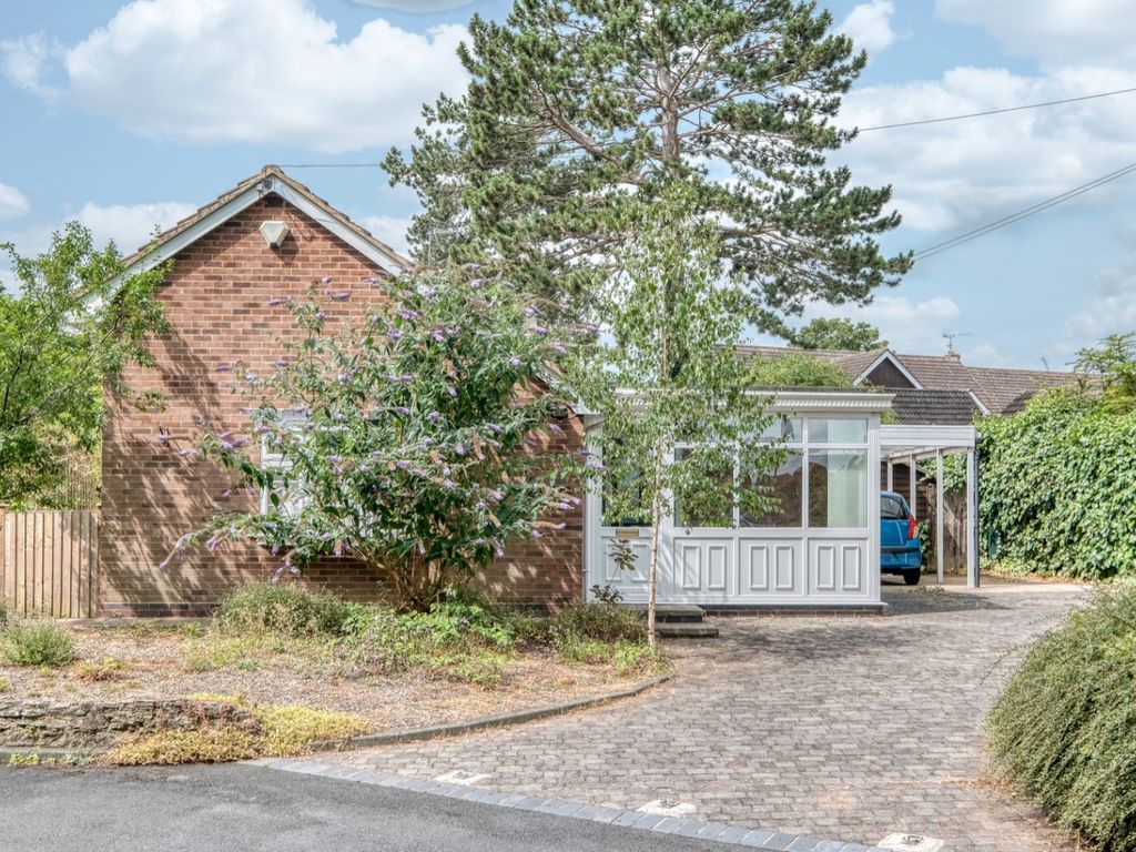 2 bed bungalow for sale in Malvern Road, Worcester WR2 Zoopla
