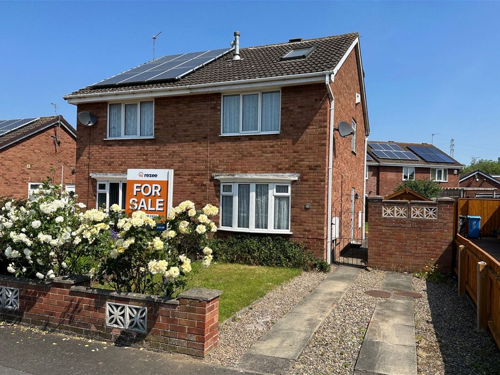 3 bed semidetached house for sale in Greylees Avenue, Hull HU6 Zoopla