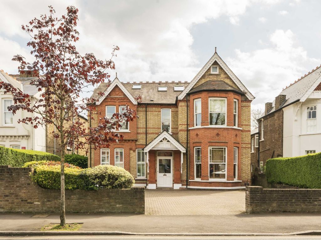 2 bed flat for sale in Madeley Road, London W5, £615,000 Zoopla