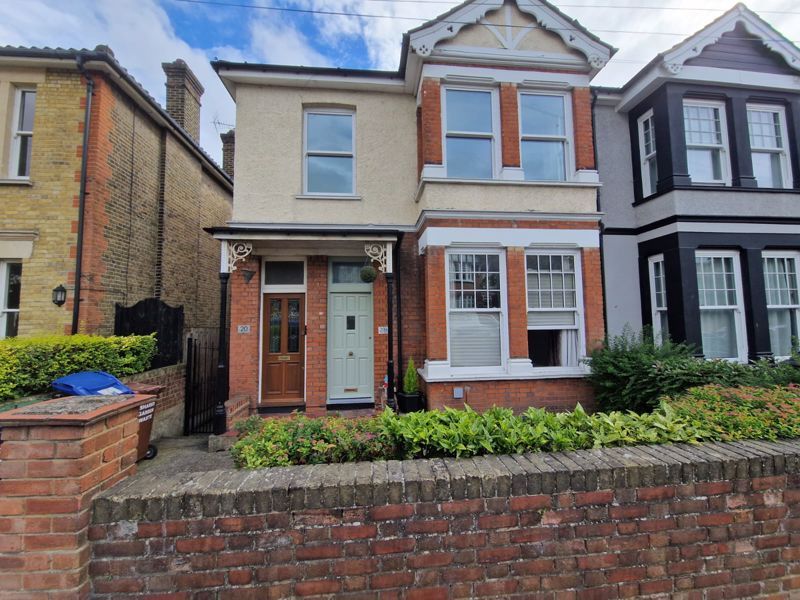 1 bed flat to rent in High View Avenue, Grays RM17, £1,150 pcm Zoopla